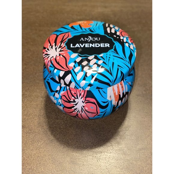 Anjou Lavender Scented Soy Candle in Tin 3.2 oz. - Picture 1 of 8